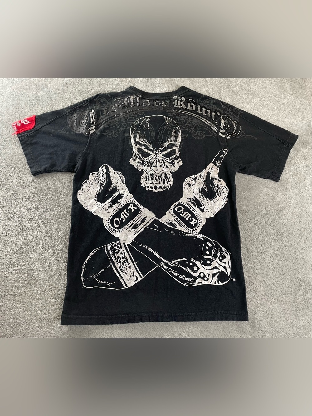One More Round Boxer Fighter MMA Martial Arts Skull T Shirt Black Distressed M